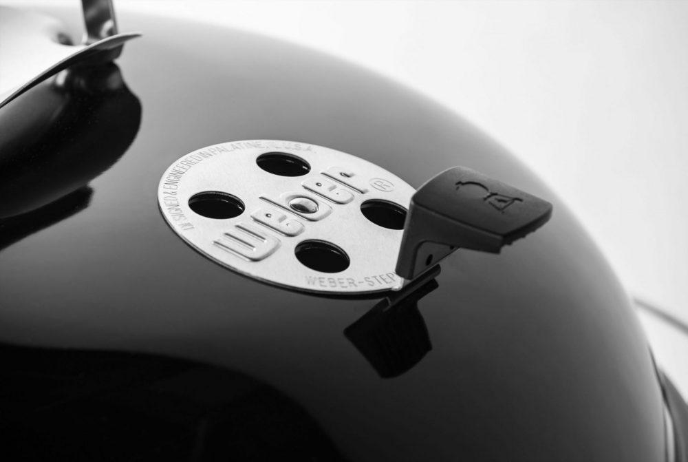 Weber 57cm Master-Touch Kettle Black - Image 5