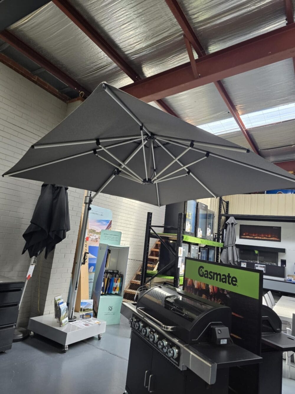 Instant Shade Umbrellas Aurora Square 2.8m Smoked Tweed with 880 Base with Wheels - Floor Stock Thomastown - Image 3